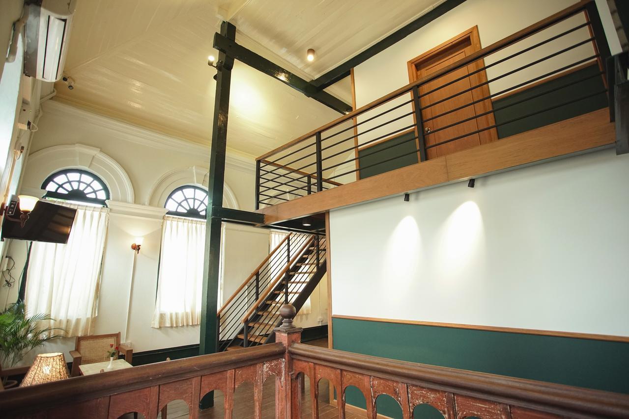 501 Merchant Bed & Breakfast Янгон Экстерьер фото
